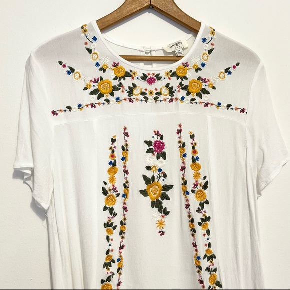 Umgee Boho Hippie Crochet Knit Floral Embroidered Dress Womens Size Medium - Picture 3 of 12